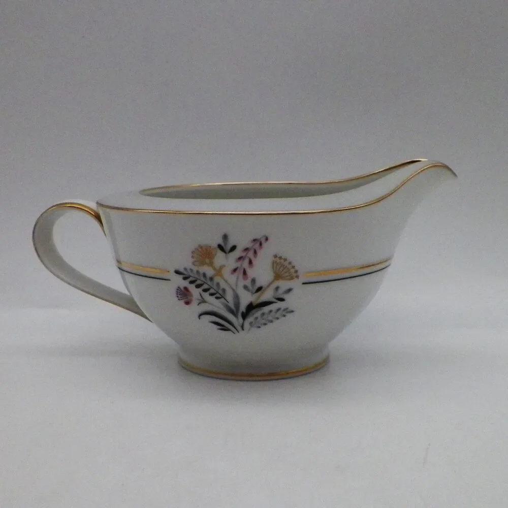 Lipper & Mann Queen Annes Lace Creamer & Sugar Bowl Fine China Japan MCM